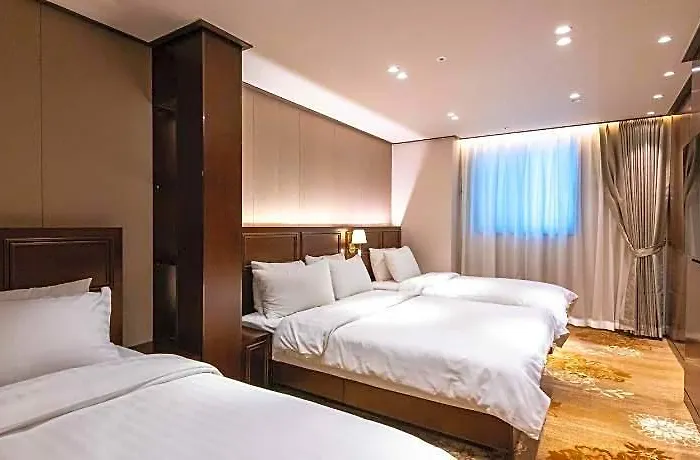 New Chonji Hotel