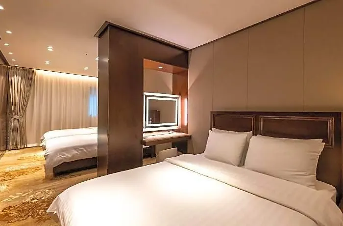 New Chonji 3* Seoul